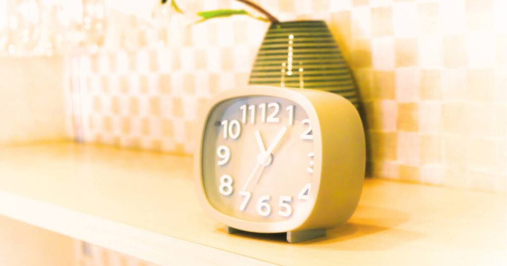 目覚まし時計の画像